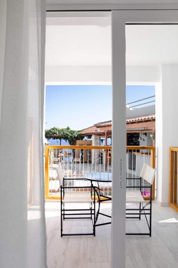 Megali Ammos House Aparthotel ภายนอก รูปภาพ